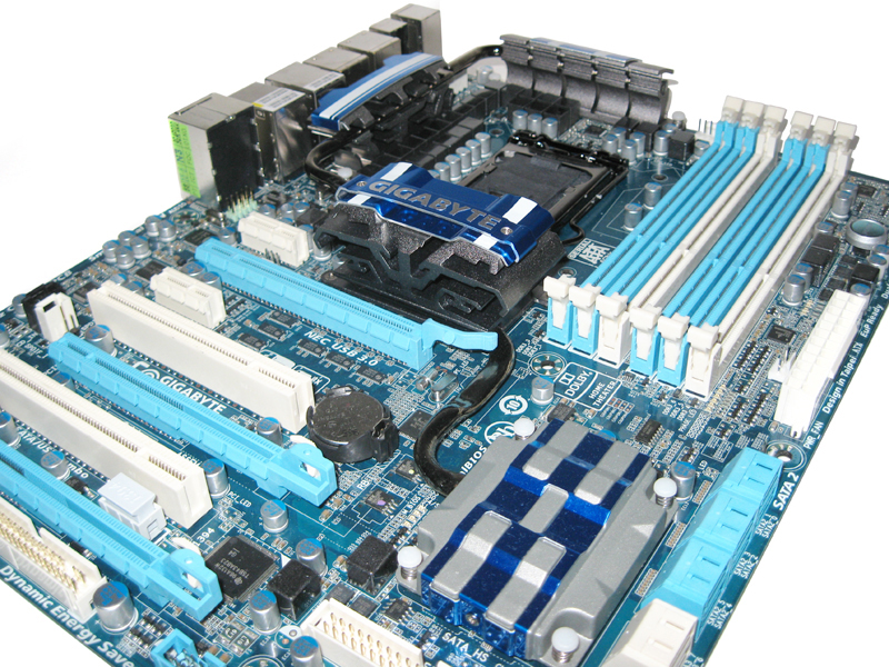 Closer Look: Gigabyte GA-P55A-UD6 - Intel LGA 1156 Motherboard 6-Way ...