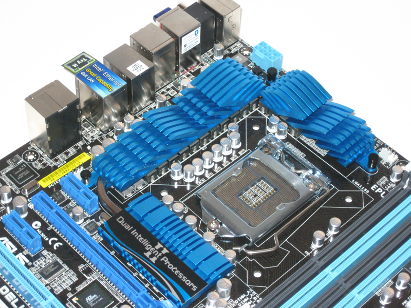 Closer Look: ASUS P8P67 Deluxe - Intel P67 3-Way Motherboard Roundup ...