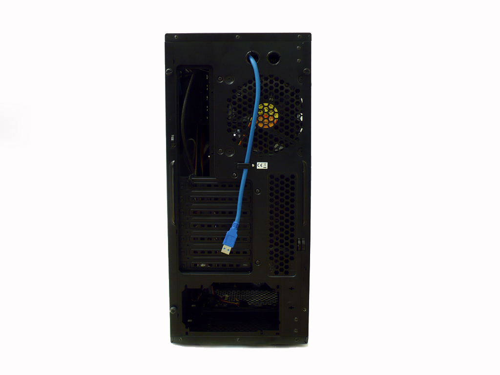 Closer Look: The Exterior - Thermaltake Armor A60 Review - Page 2