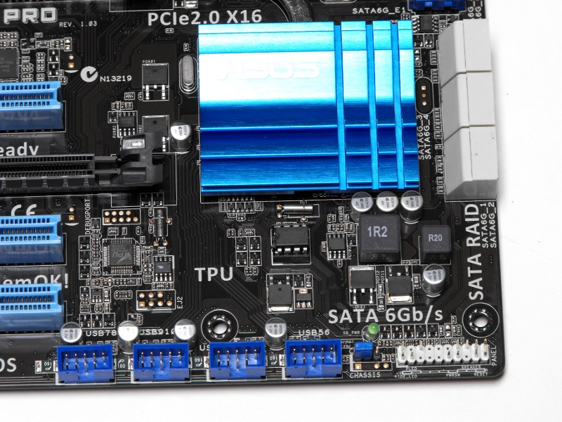 AMD A75 FCHチップセット搭載マザーボード F1A75-V PRO ATX オンライン