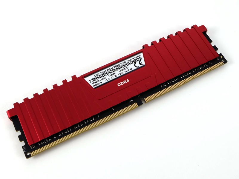 Corsair Vengeance LPX 16GB 2666MHz DDR4: Packaging & Closer Look