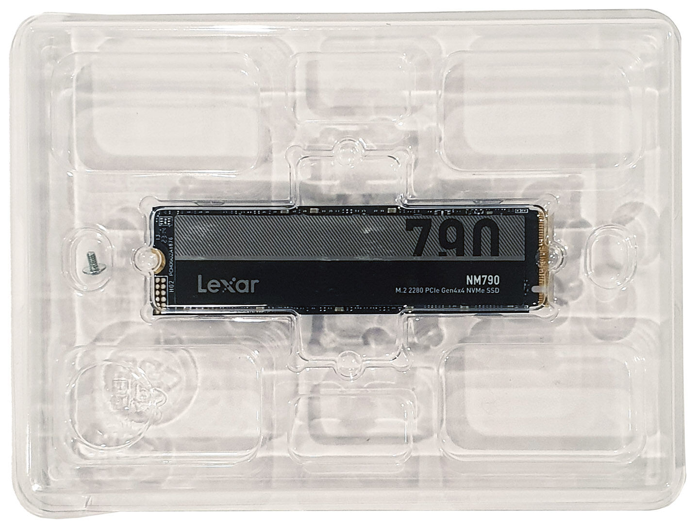 Lexar NM790 4TB PCIe Gen4 NVMe SSD Review - Page 2 of 3