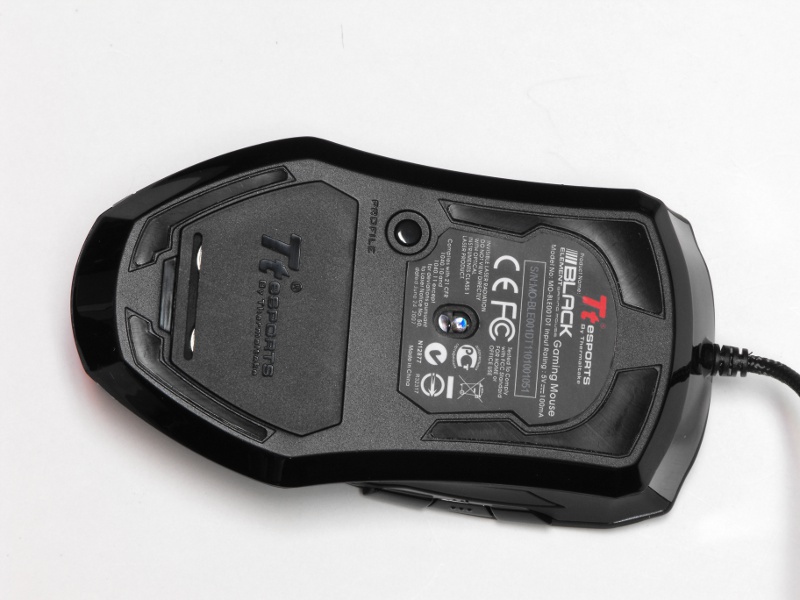 Closer Look The Mouse Tt eSports Black Element Gaming Mouse Review