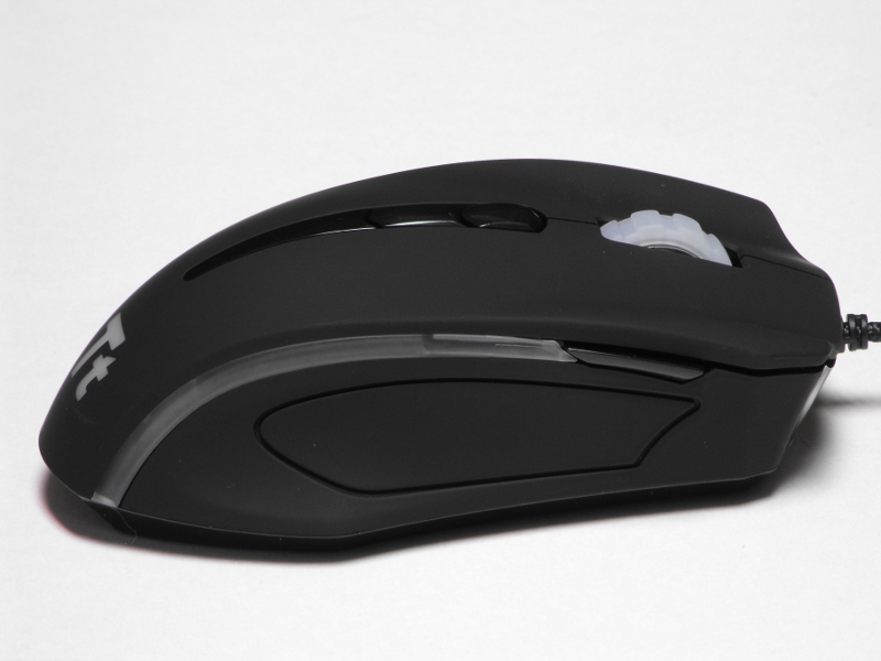Closer Look The Mouse Tt eSports Black Element Gaming Mouse Review