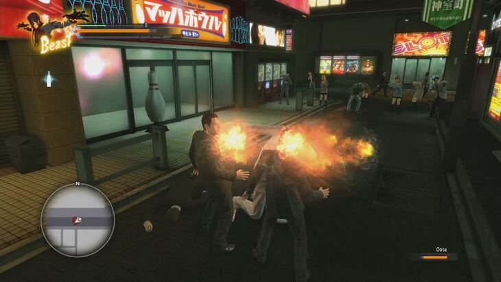 Yakuza Kiwami 2 PC Funny & Brutal Combat Gameplay - 4K Max Settings 