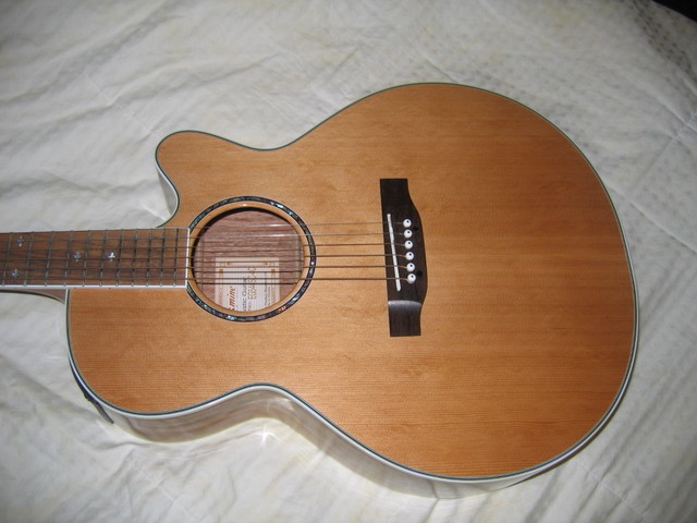 Takamine EG544SC-4C from N00b Killer - hosted by Neoseeker