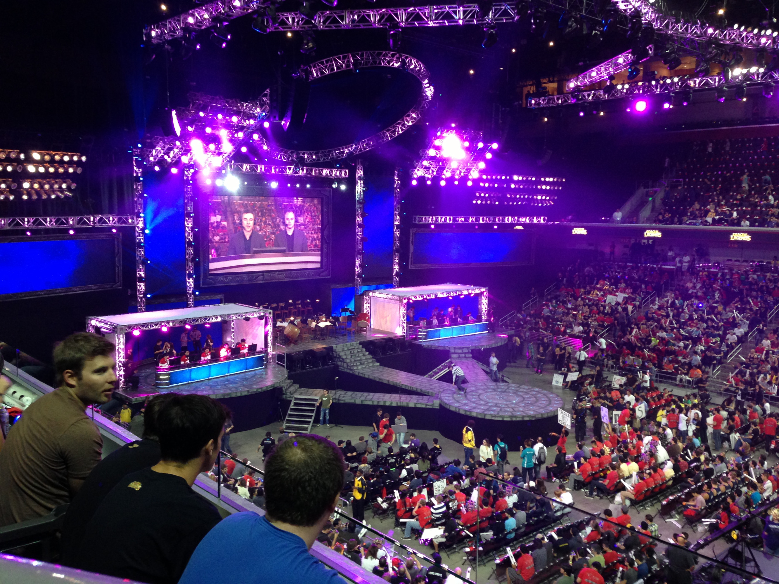 File:Galen Center LoL World Championship finals S2 (cropped).jpg - Wikipedia