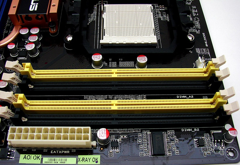 ASUS - とまと Asus M3A79-T Deluxe Review & Overclocking - Introduction