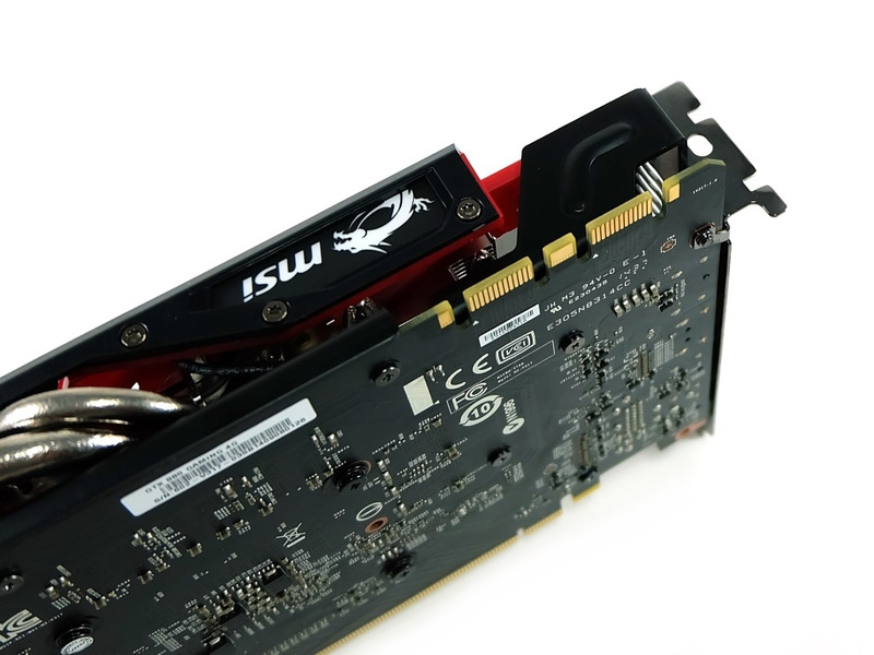 MSI GTX 980 Gaming 4G: Packaging & Accessories - MSI GTX 980