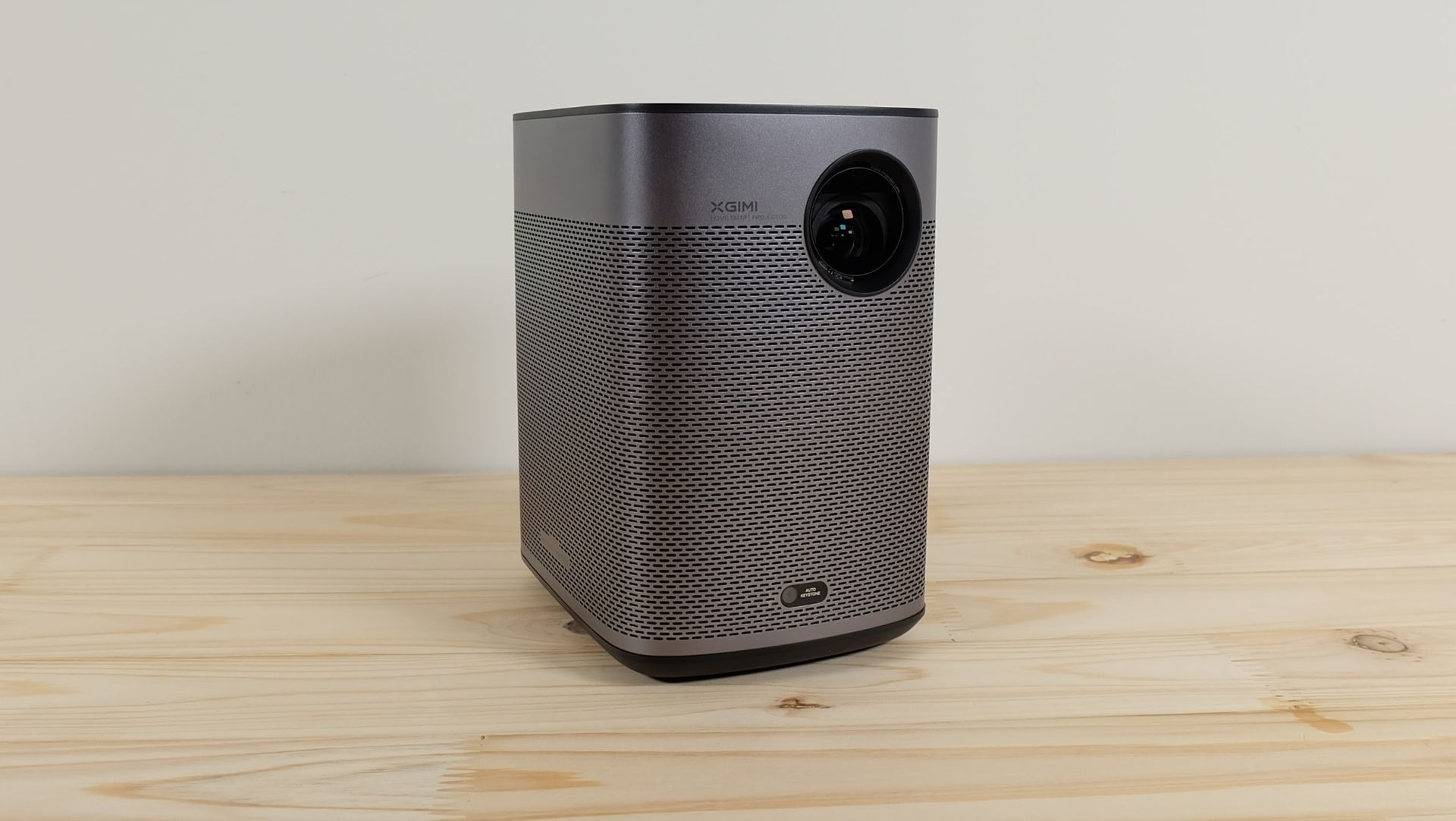 XGIMI Halo+ Portable Android TV Projector Review - XGIMI Halo+