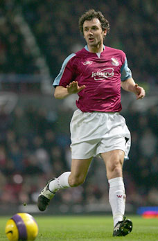 Christian Dailly Pro Evolution Soccer Wiki Neoseeker