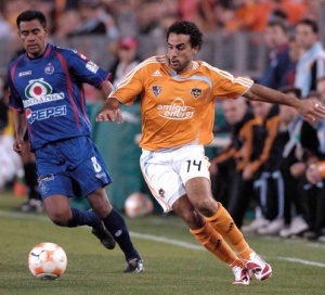 Dwayne De Rosario Pro Evolution Soccer Wiki Neoseeker